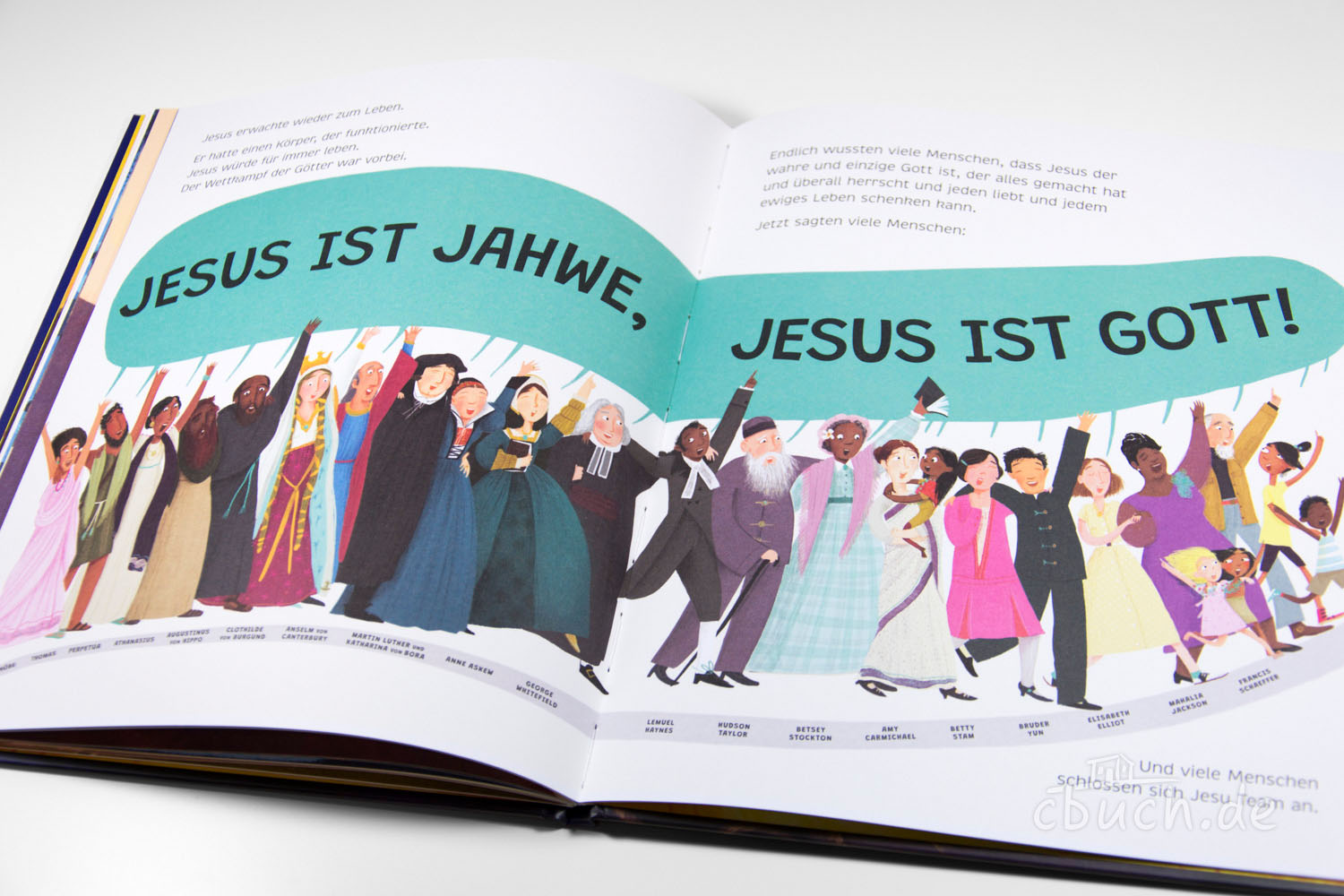 Kinderbuchseite mit Jesus ist Jahwe, Jesus ist Gott Geöffnete Kinderbuchseite mit bunten Figuren und Text Jesus