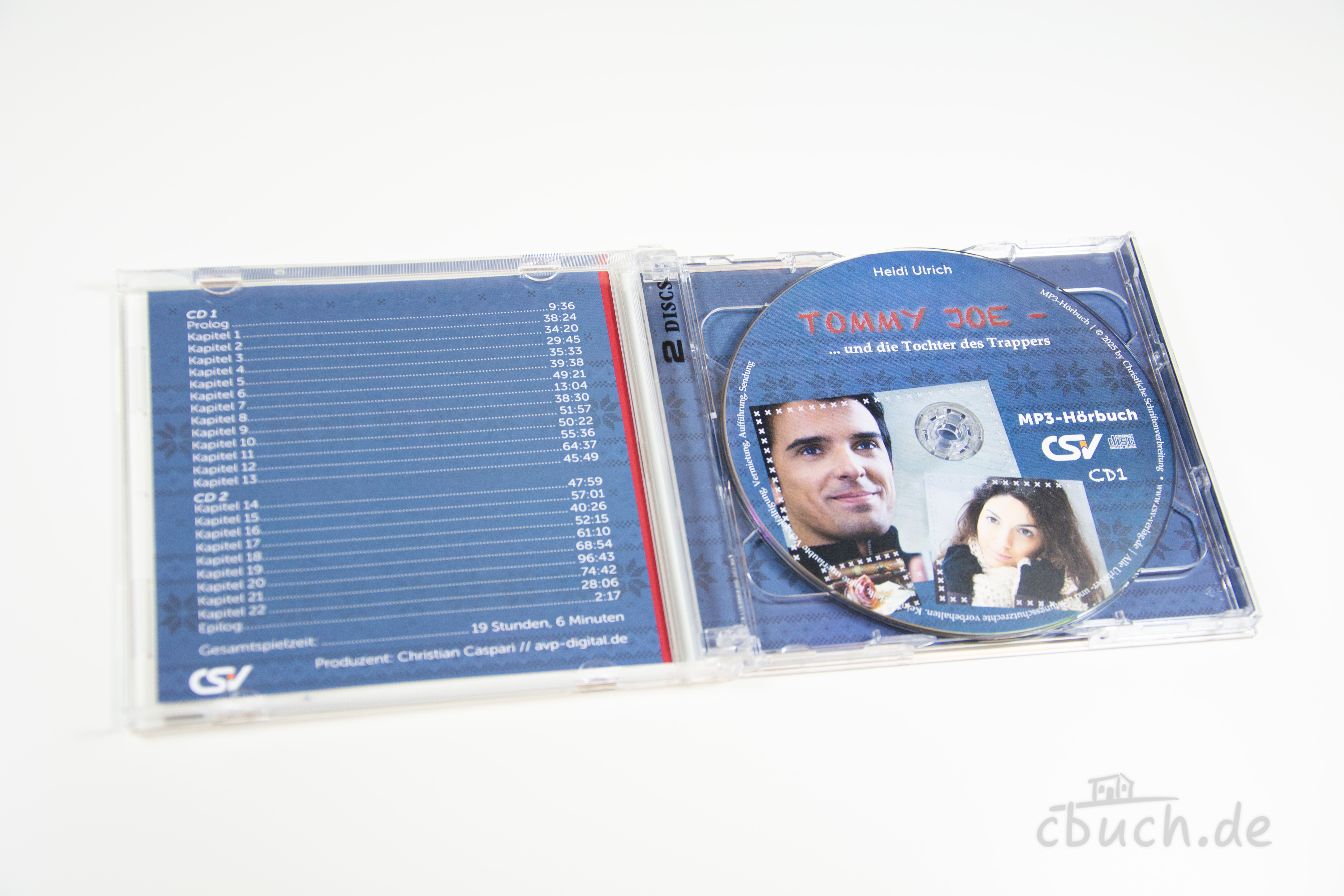 Ulrich: Tommy Joe - Die Tochter des Trappers (Band 4) MP3-Hörbuch von CSV Geöffnete CD-Hülle des MP3-Hörbuchs „Ulrich: Tommy Joe - Die Tochter des Trappers“ Band 4 von CSV mit bedruckter Disc und Trackliste, Abenteuerhörbuch aus dem hohen Norden Kanadas.