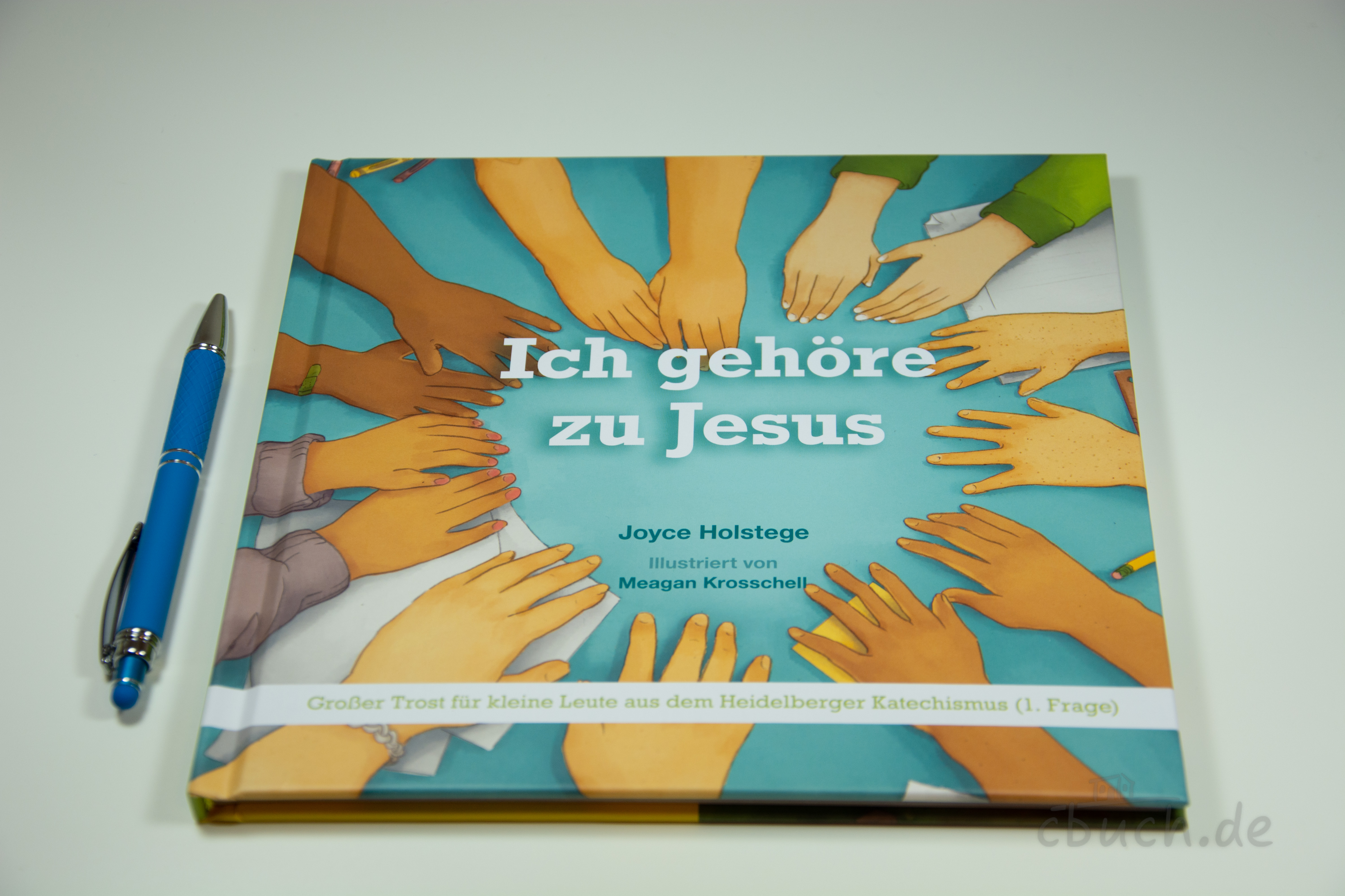 Buchcover von Holstege: Ich gehöre zu Jesus - Großer Trost für kleine Leute, farbenfrohes Andachtsbuch für Kinder über Gottes Trost nach dem Heidelberger Katechismus von Sola Gratia Medien