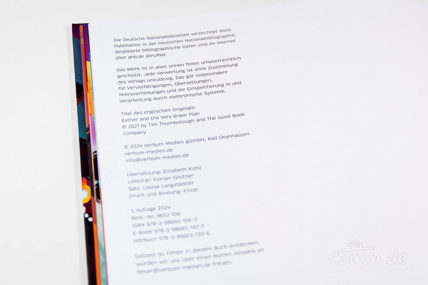 Impressum und Copyright-Informationen auf der Buchrückseite