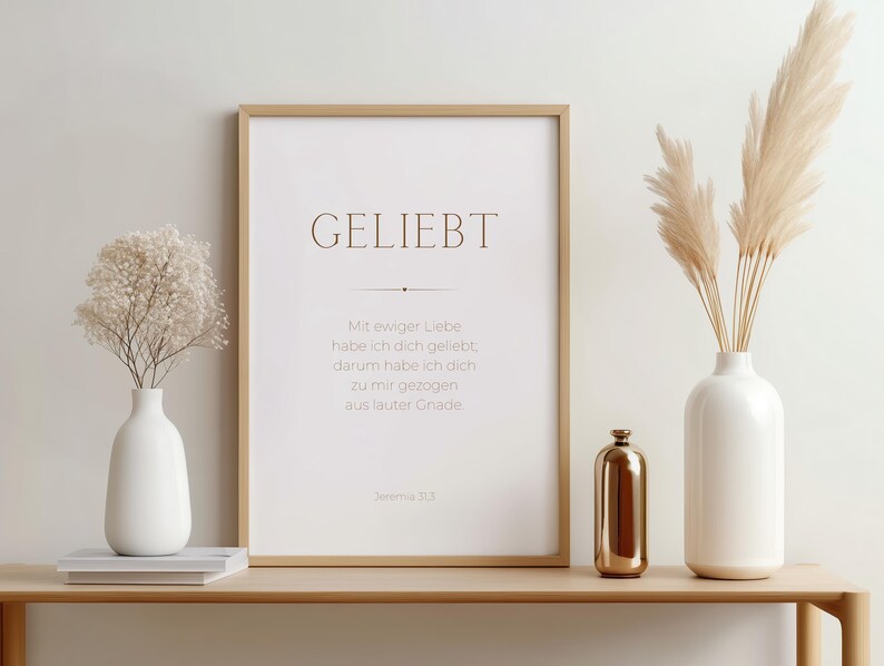 Christliches Poster | GELIEBT | Jeremia 31,3 | inkl. Holzrahmen