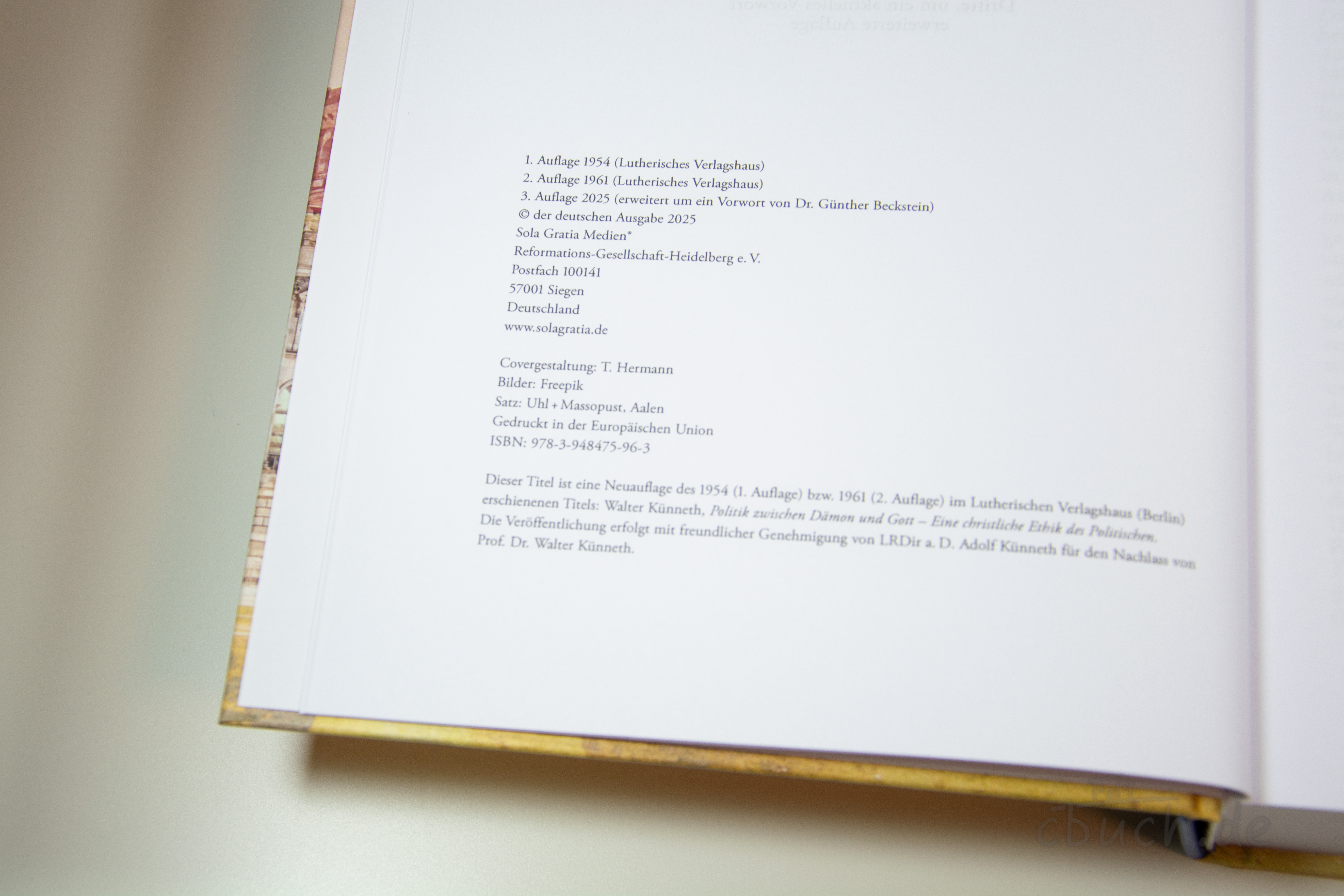 Geöffnete Impressums- und Verlagsseite des Buches „Künneth: Eine Christliche Ethik des Politischen“ von Sola Gratia Medien, christliche Ethik über Staat, Obrigkeit und politische Verantwortung.