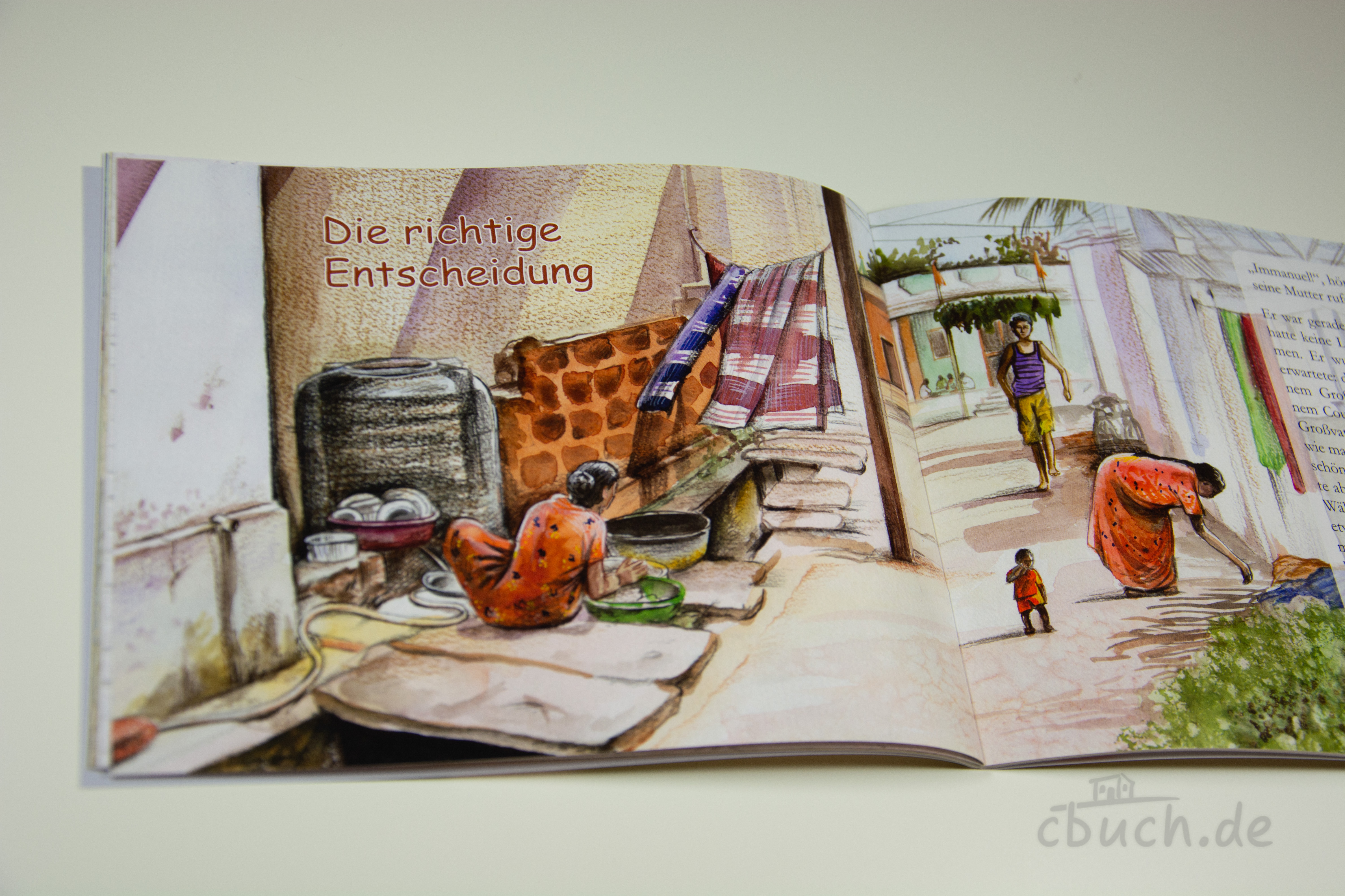 Aufgeschlagenes Heft „Die richtige Entscheidung - Kinder in Indien (Heft 8)“ von Samenkorn mit farbiger Illustration einer Straßenszene in Indien, kindgerechte Missionsgeschichte über Immanuel.