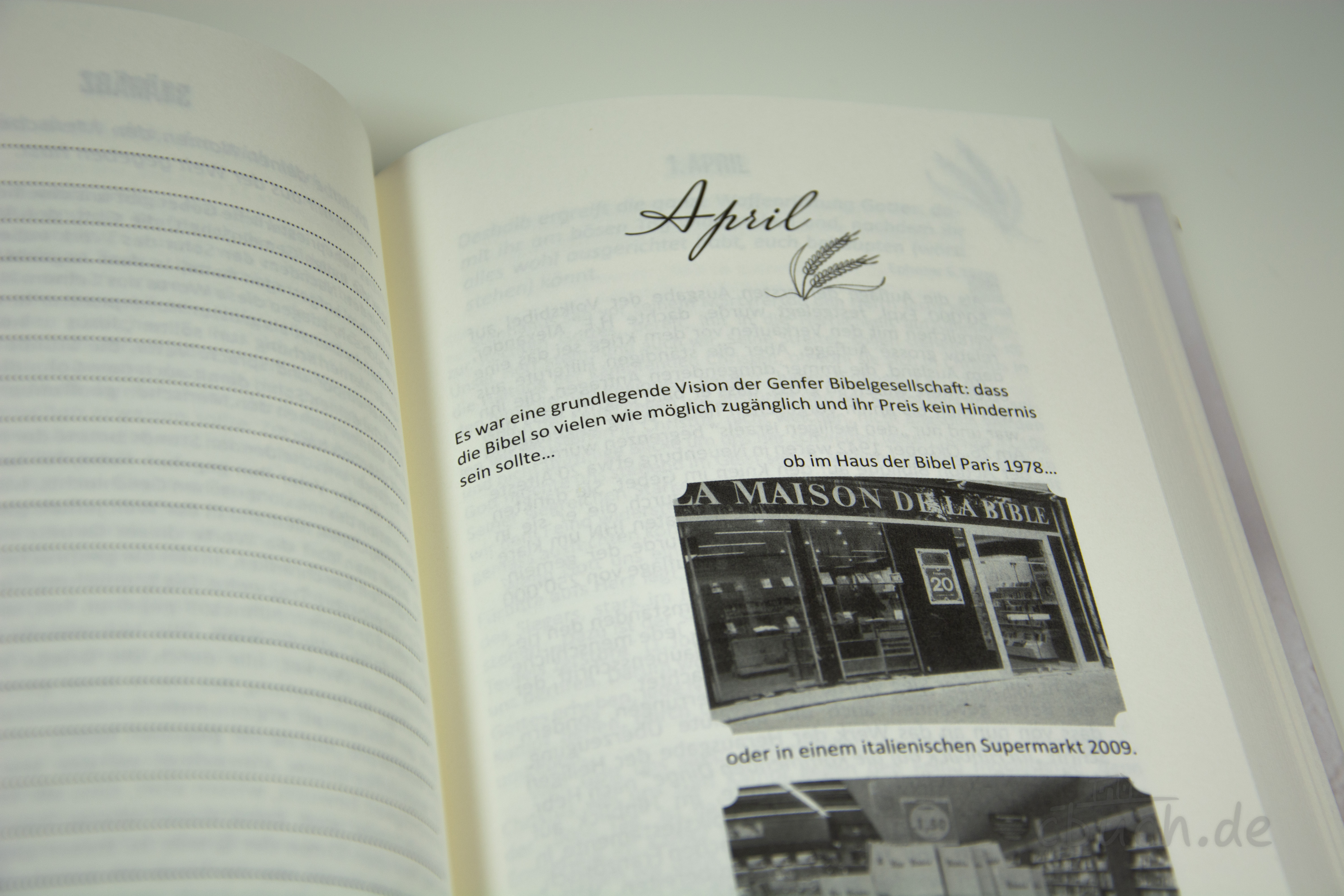 Alexander: Manna am Morgen – Andachtsbuch von Hugh E. Alexander Aufgeschlagene Innenseite des Andachtsbuchs „Alexander: Manna am Morgen“ von Hugh E. Alexander mit Monatskapitel April und Bildern zur Missionsgeschichte, erschienen bei Haus der Bibel.