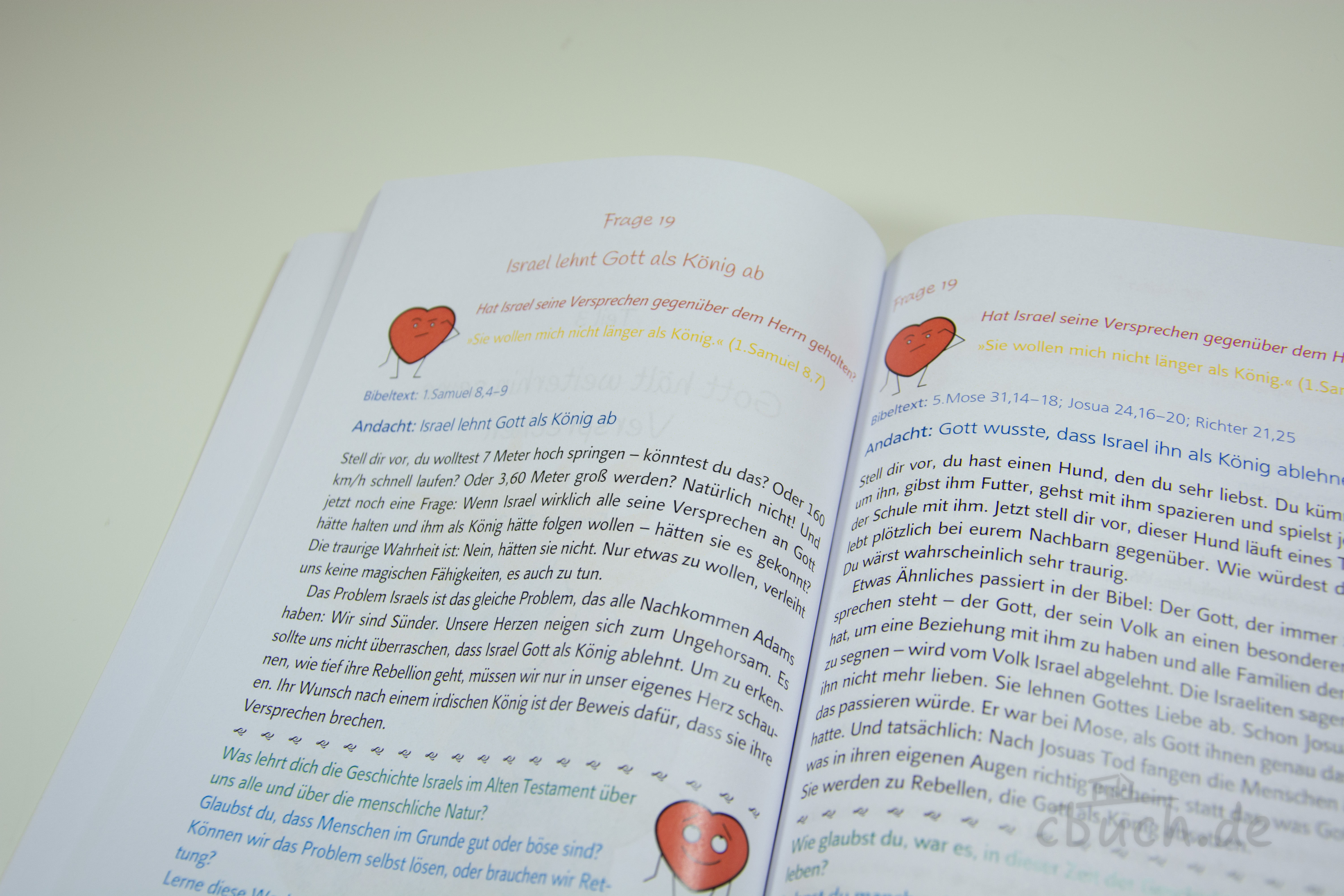 Helm: Familienandachten zu Gottes einzigartige Geschichte – aufgeschlagenes Andachtsbuch Aufgeschlagenes Andachtsbuch „Helm: Familienandachten zu Gottes einzigartige Geschichte“ von David Helm, Kinderbibel für Familien mit Lektionen zur Heilsgeschichte und Gottes Erlösungsplan durch Christus.