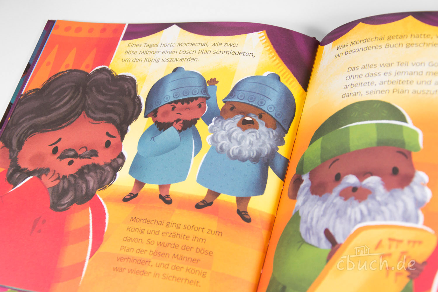 Bunte Kinderbuchseite mit vier Figuren und erzählendem Text