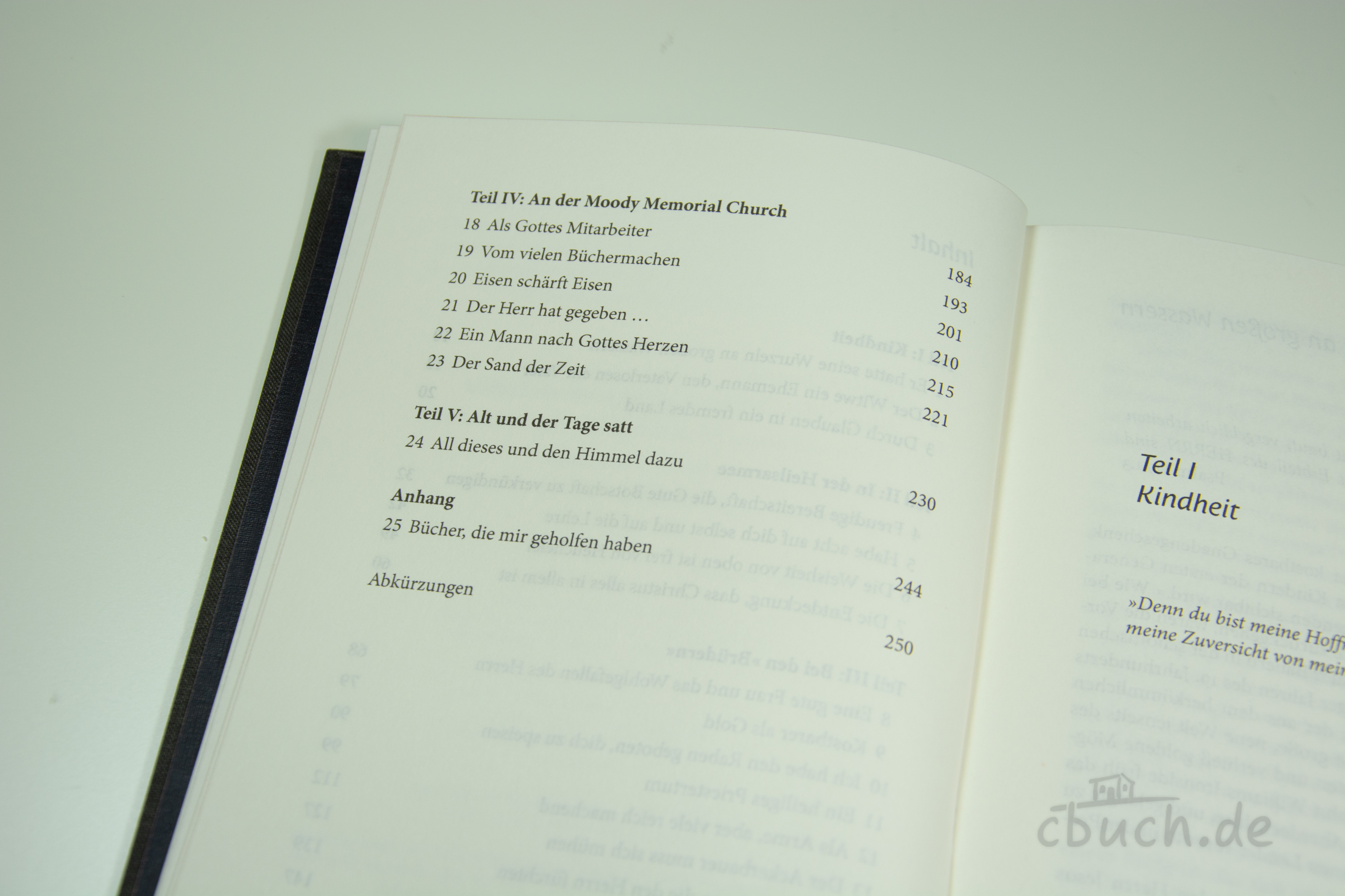 Schuyler-English: Henry A. Ironside – Blick ins Buch Blick ins Buch „Schuyler-English: Henry A. Ironside“ von CLV mit Inhaltsverzeichnis und Kapitelbeginn der Biografie über den Straßenevangelisten und Bibellehrer Henry A. Ironside.