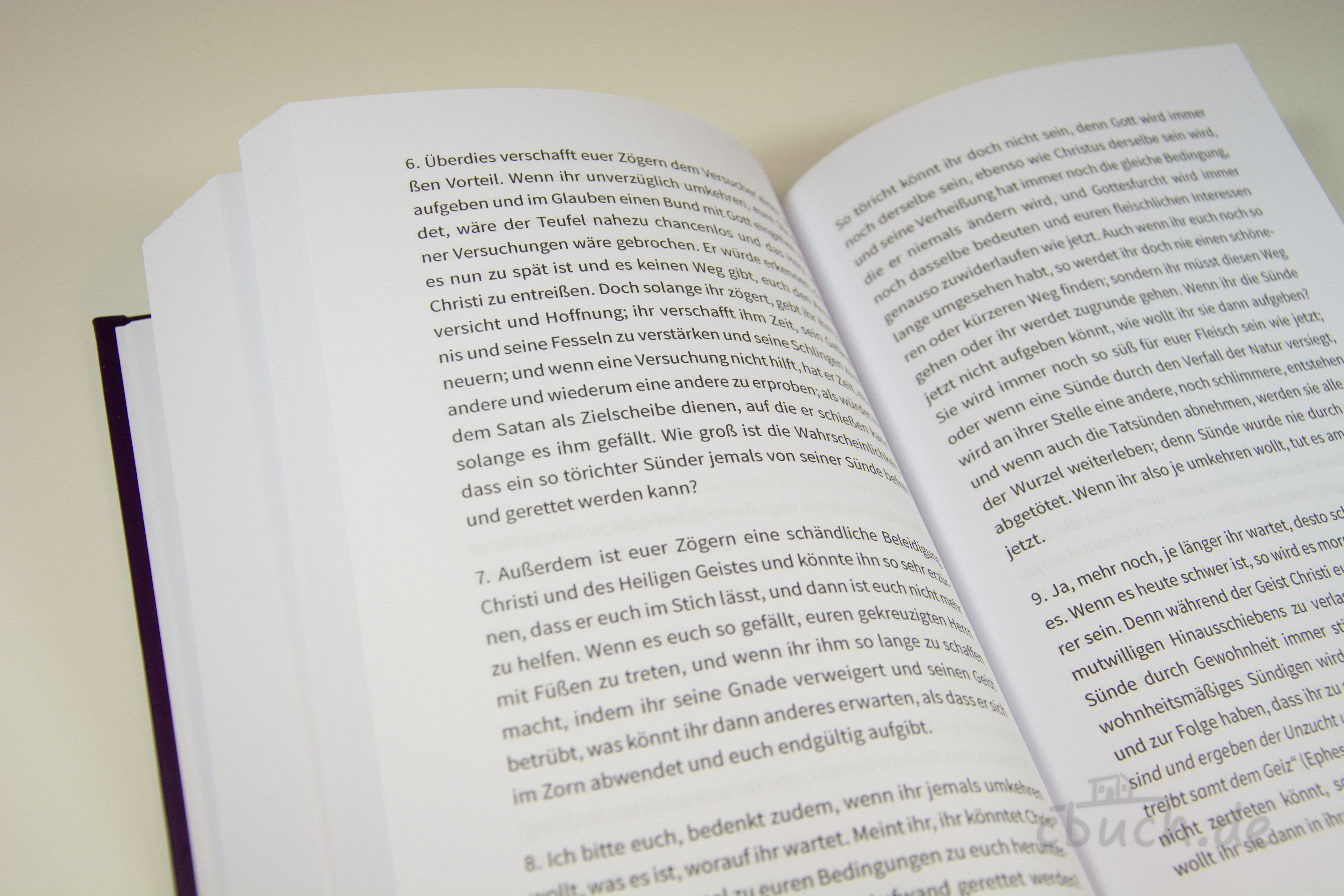 Richard Baxter: Kehre um und lebe – geöffnetes Buch Geöffnetes Buch „Richard Baxter: Kehre um und lebe“ von Sola Gratia Medien, evangelistisches christliches Taschenbuch über Umkehr, Glauben und Leben mit Jesus.