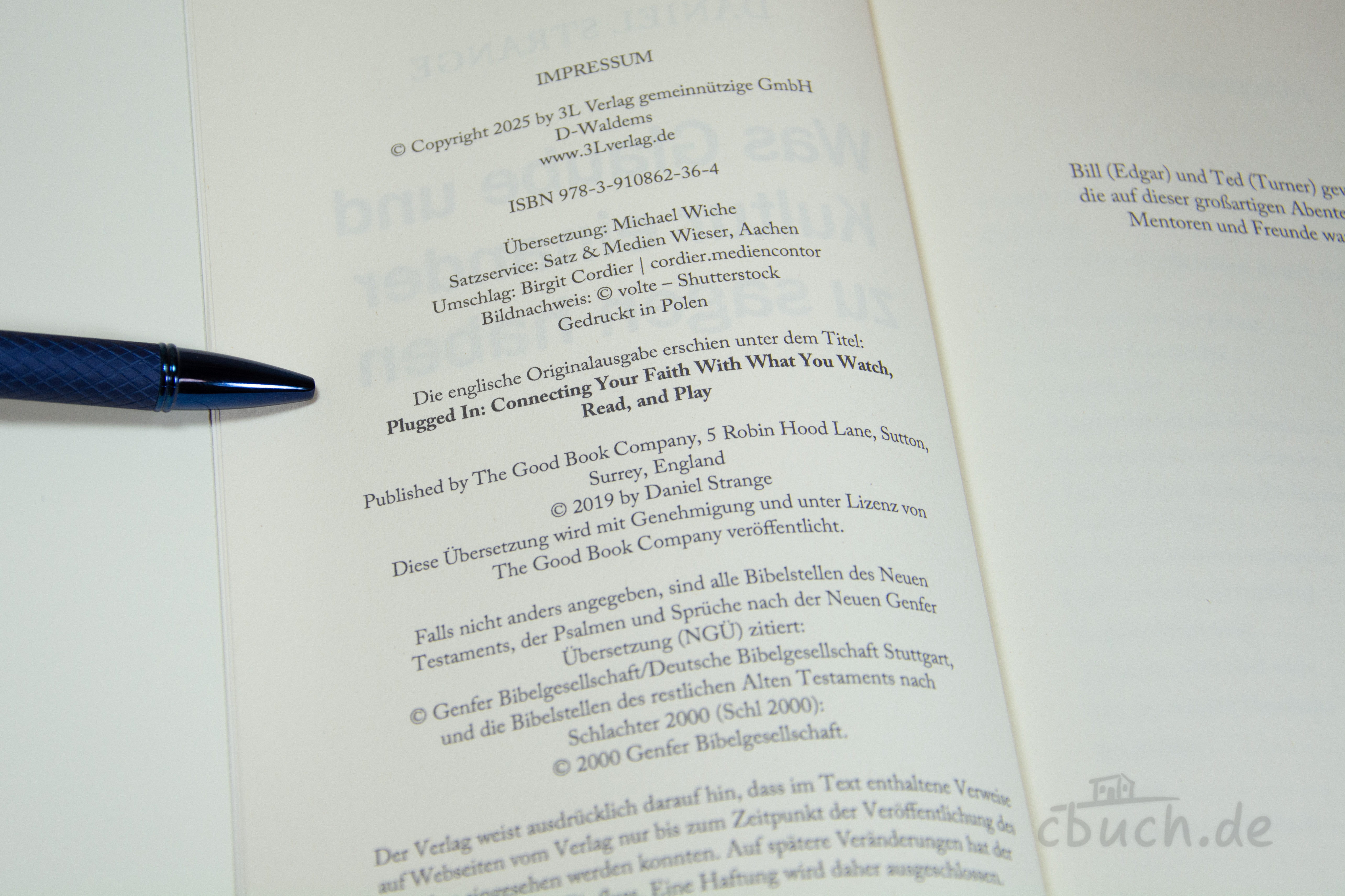 Strange: Was Glaube und Kultur einander zu sagen haben – Impressum des Buches von Daniel Strange Geöffnete Impressum-Seite des Buches „Strange: Was Glaube und Kultur einander zu sagen haben“ von Daniel Strange, erschienen bei 3L.