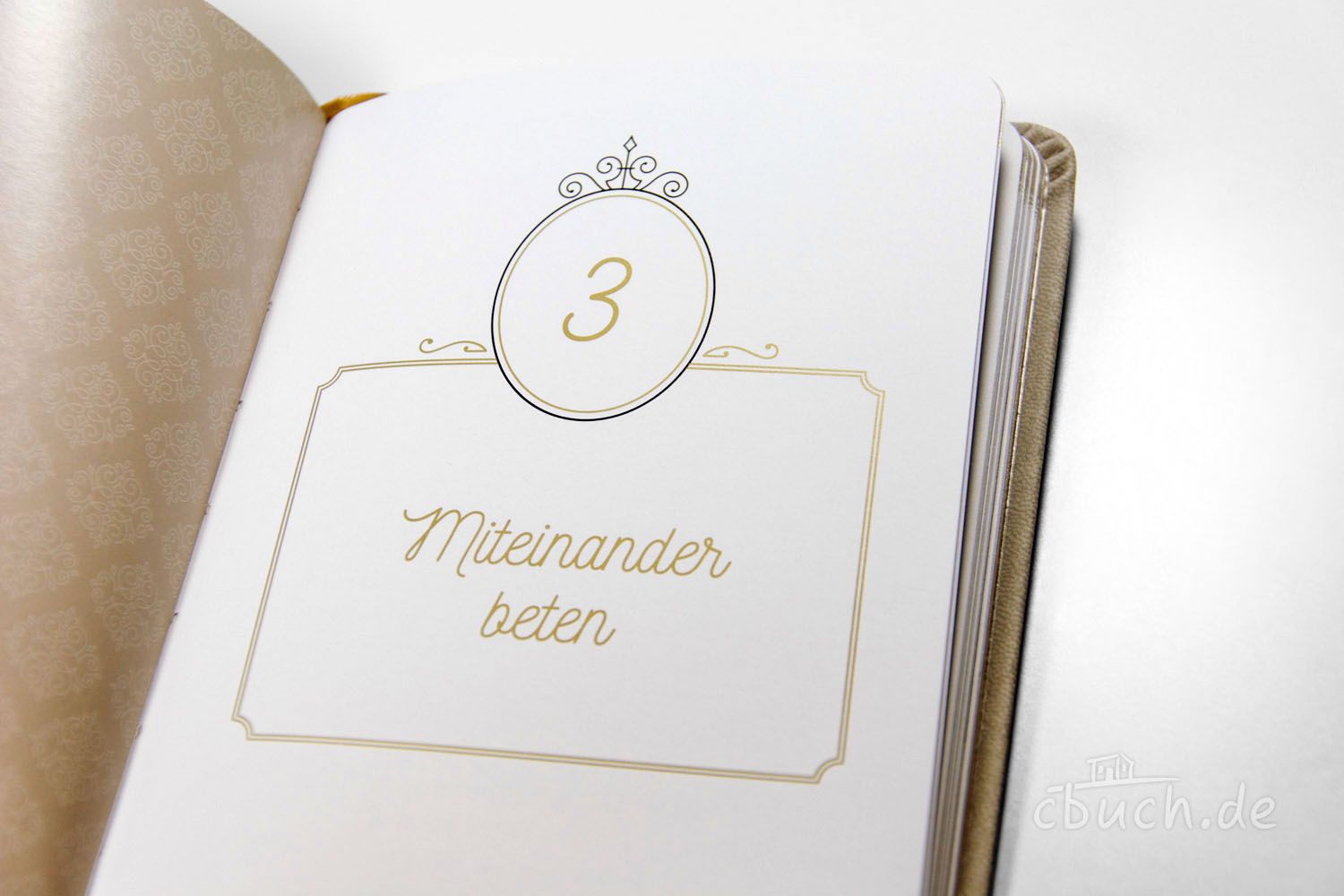 Seite im Buch mit der Überschrift 3 Miteinander beten und Mu