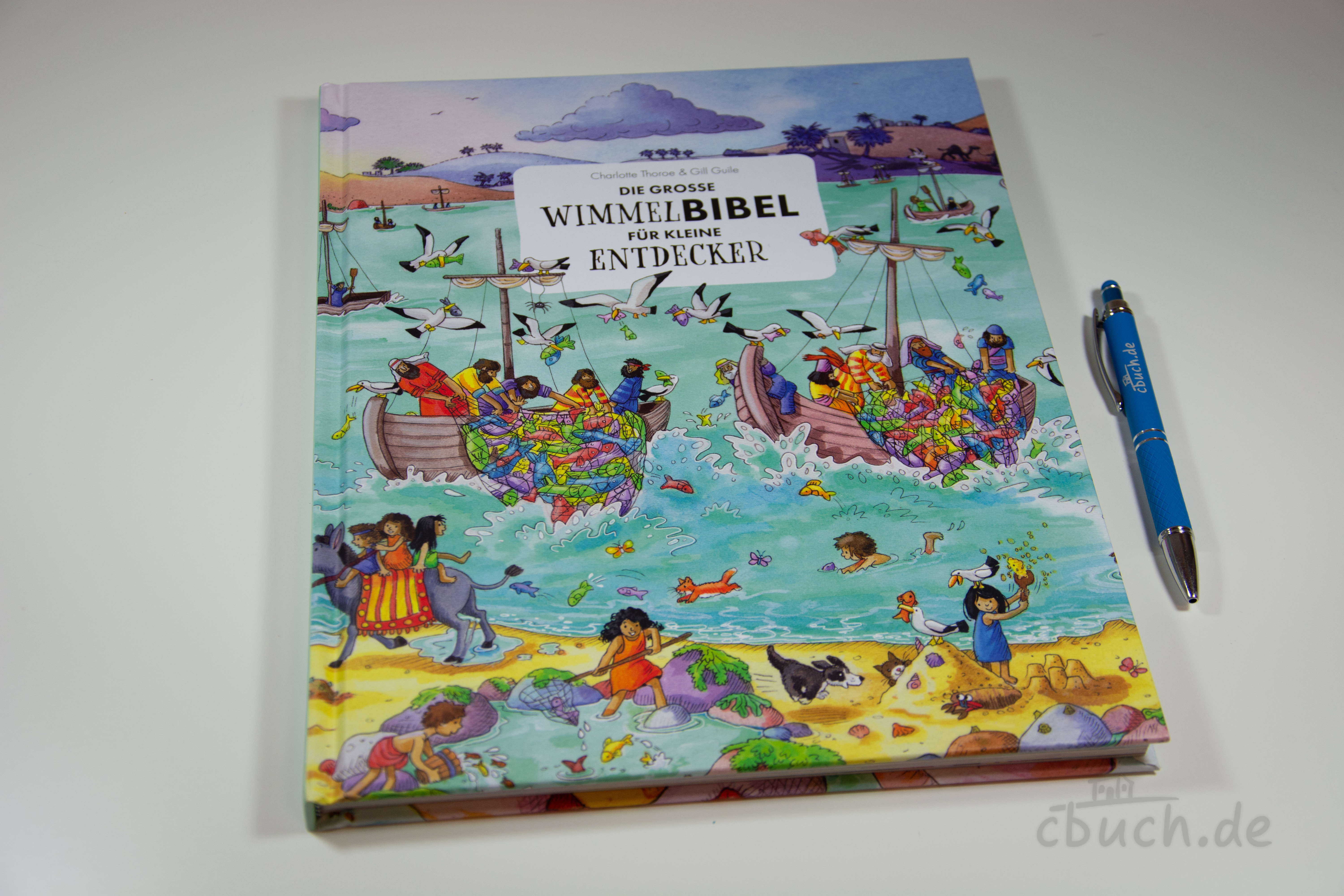 Die große Wimmelbibel für kleine Entdecker – Kinderbibel mit Wimmelbildern Buchcover von „Die große Wimmelbibel für kleine Entdecker“ von Gerth-Medien, Kinderbibel mit 39 biblischen Geschichten und 24 detailreichen Wimmelbildern für Kinder ab 4 Jahren.