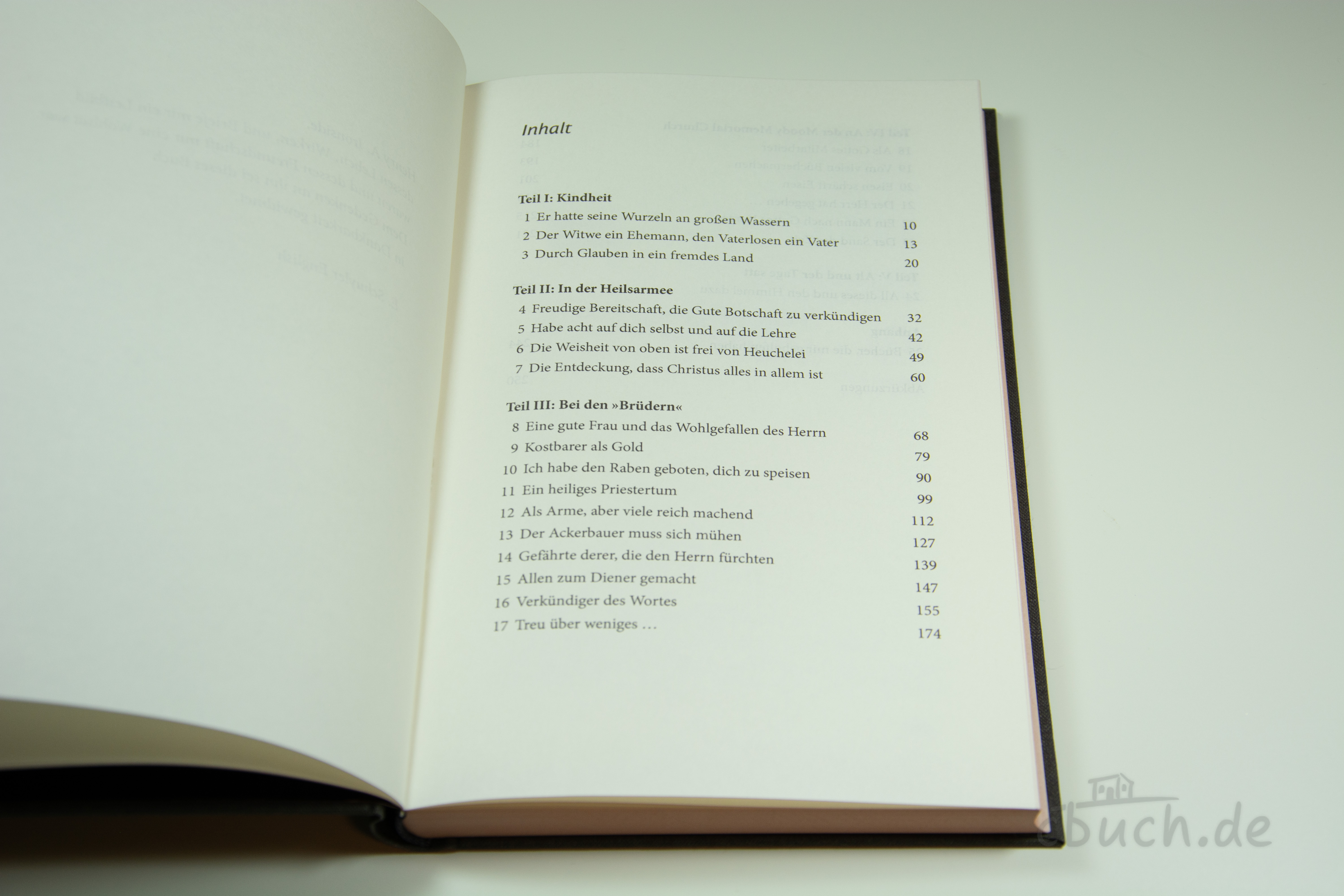 Aufgeschlagenes Buch „Schuyler-English: Henry A. Ironside“ von CLV mit sichtbarem Inhaltsverzeichnis der Biografie über den Straßenevangelisten, Bibellehrer und Mann der Tat Henry A. Ironside.