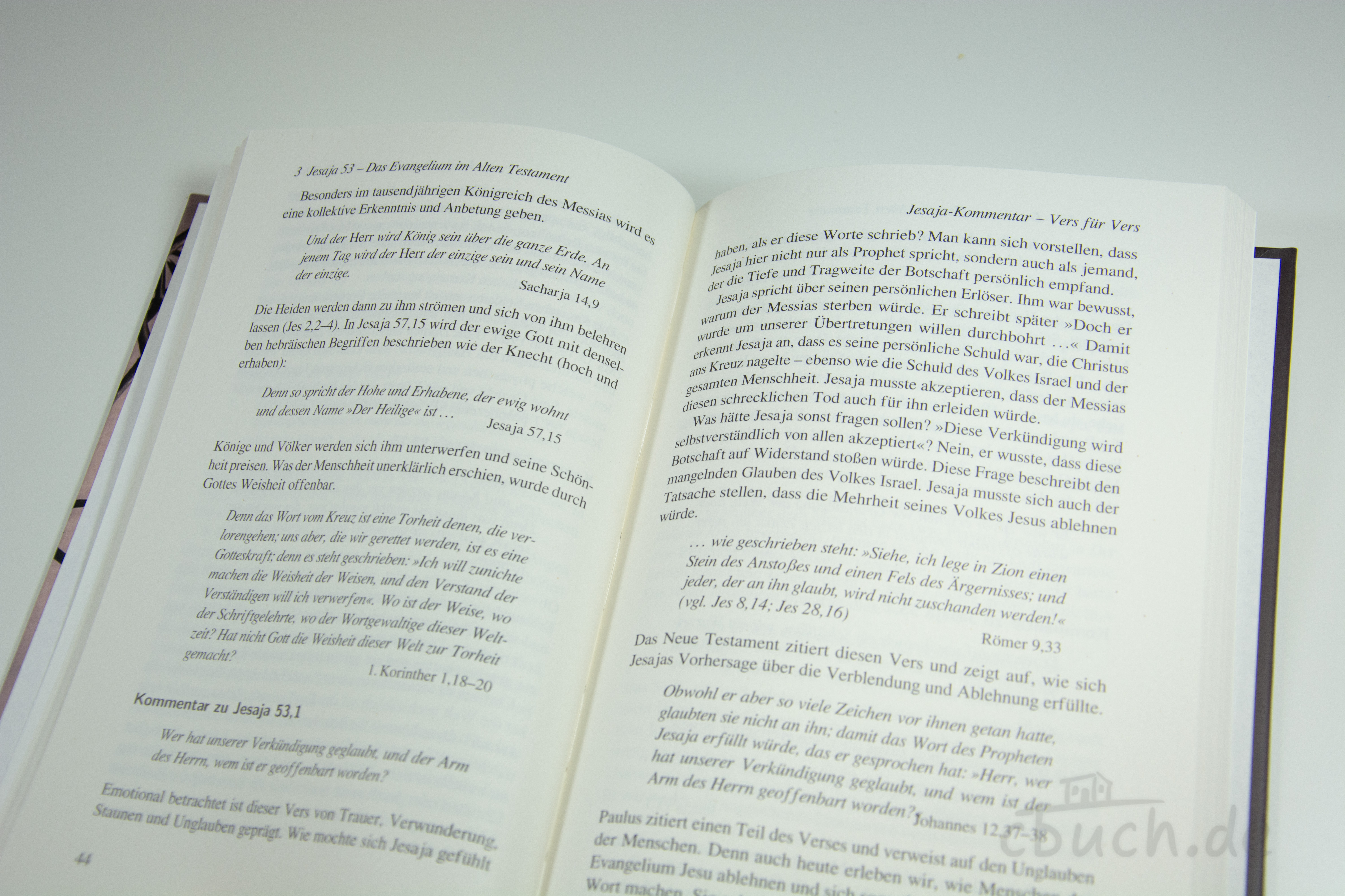 Offenes Buch mit biblischem Kommentar zum Kapitel Jesaja 53