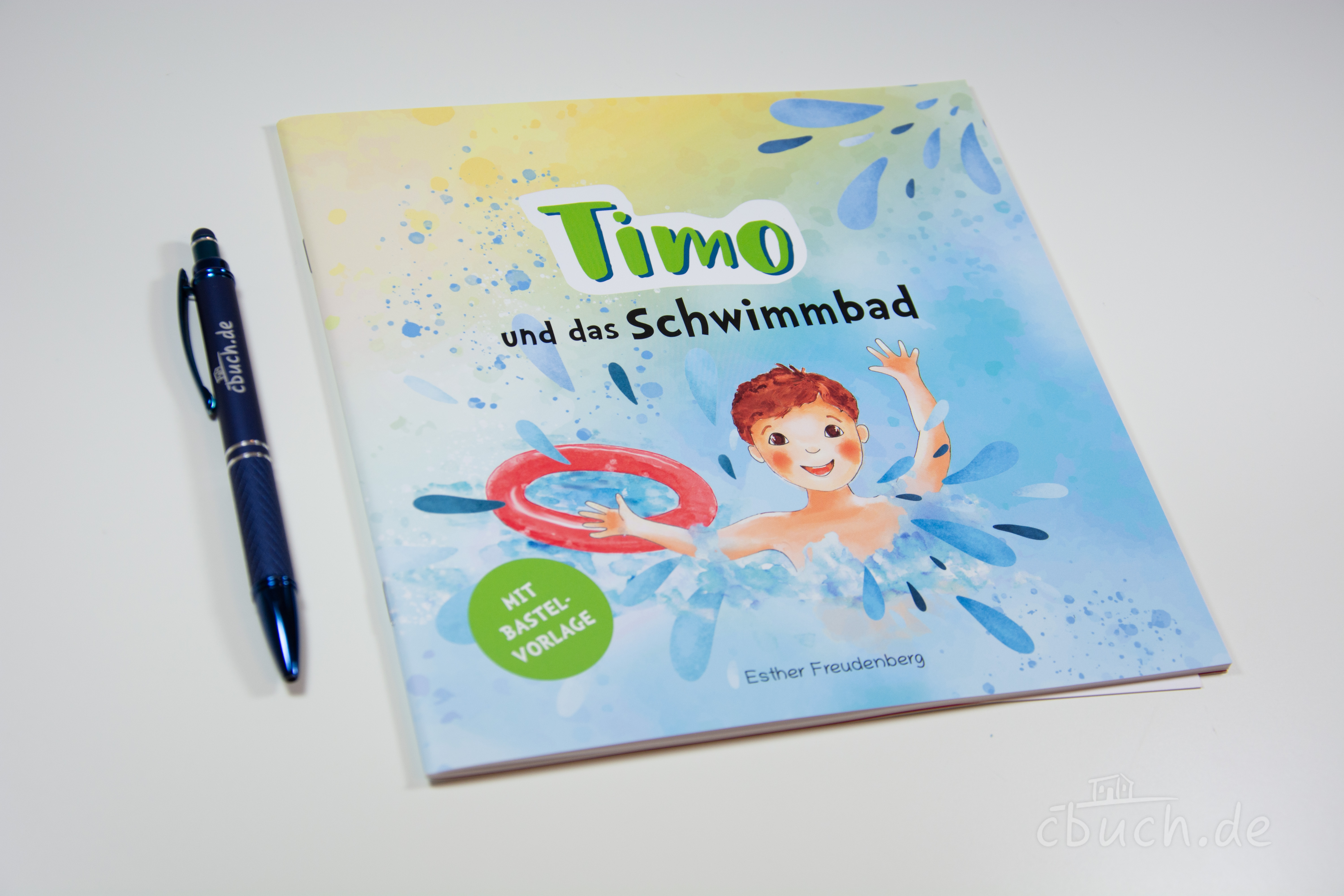 Freudenberg: Timo und das Schwimmbad