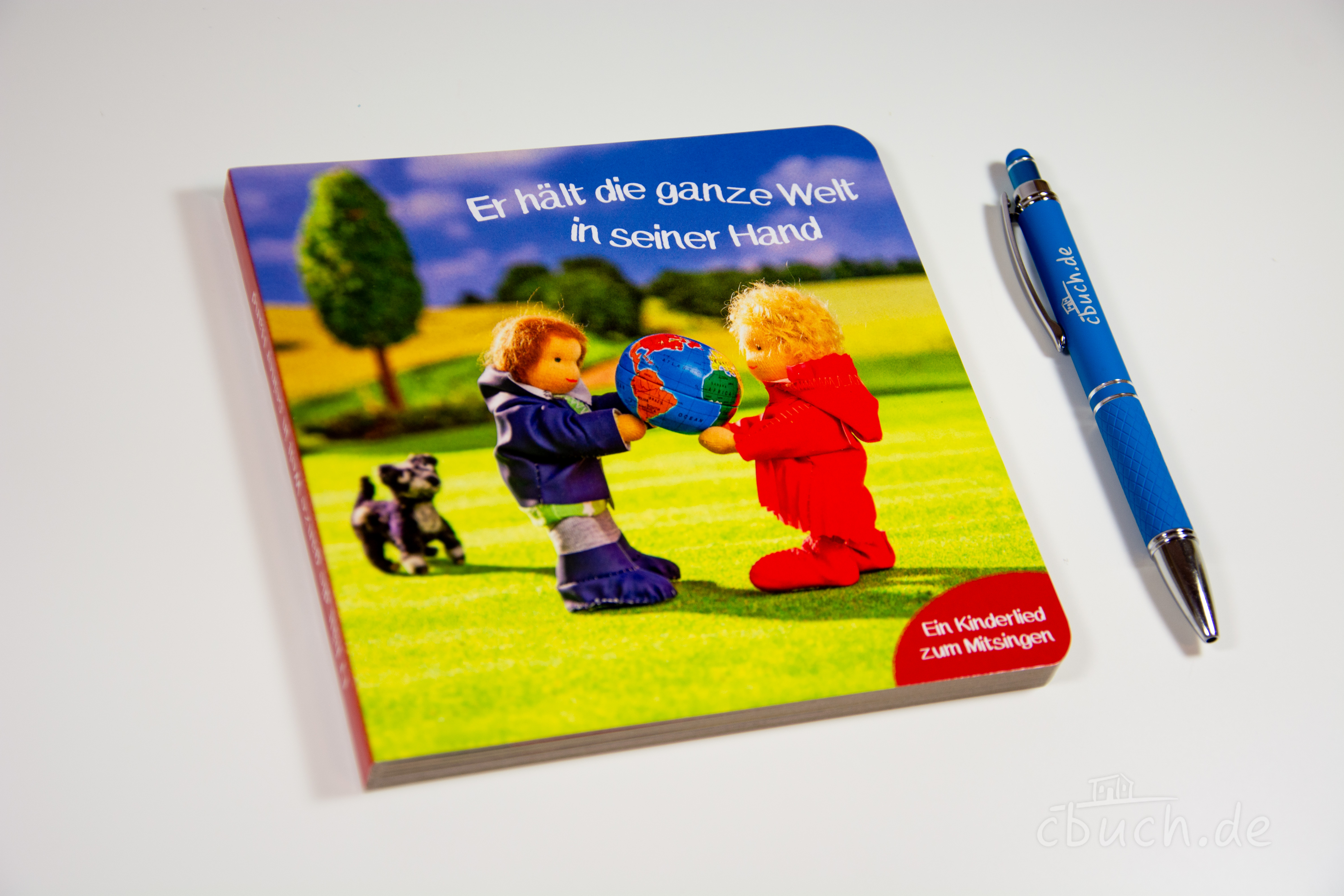 Er hält die ganze Welt in seiner Hand (Pappebuch) Er hält die ganze Welt in seiner Hand (Pappebuch)